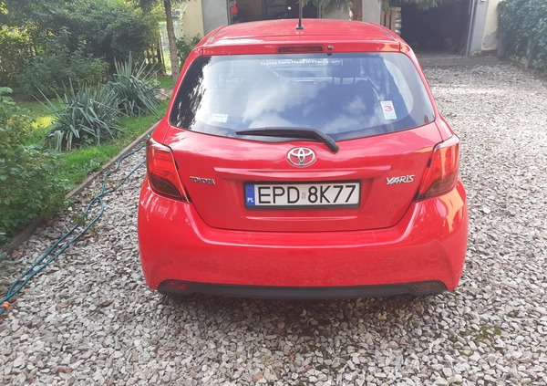 Toyota Yaris cena 34000 przebieg: 215000, rok produkcji 2015 z Byczyna małe 79